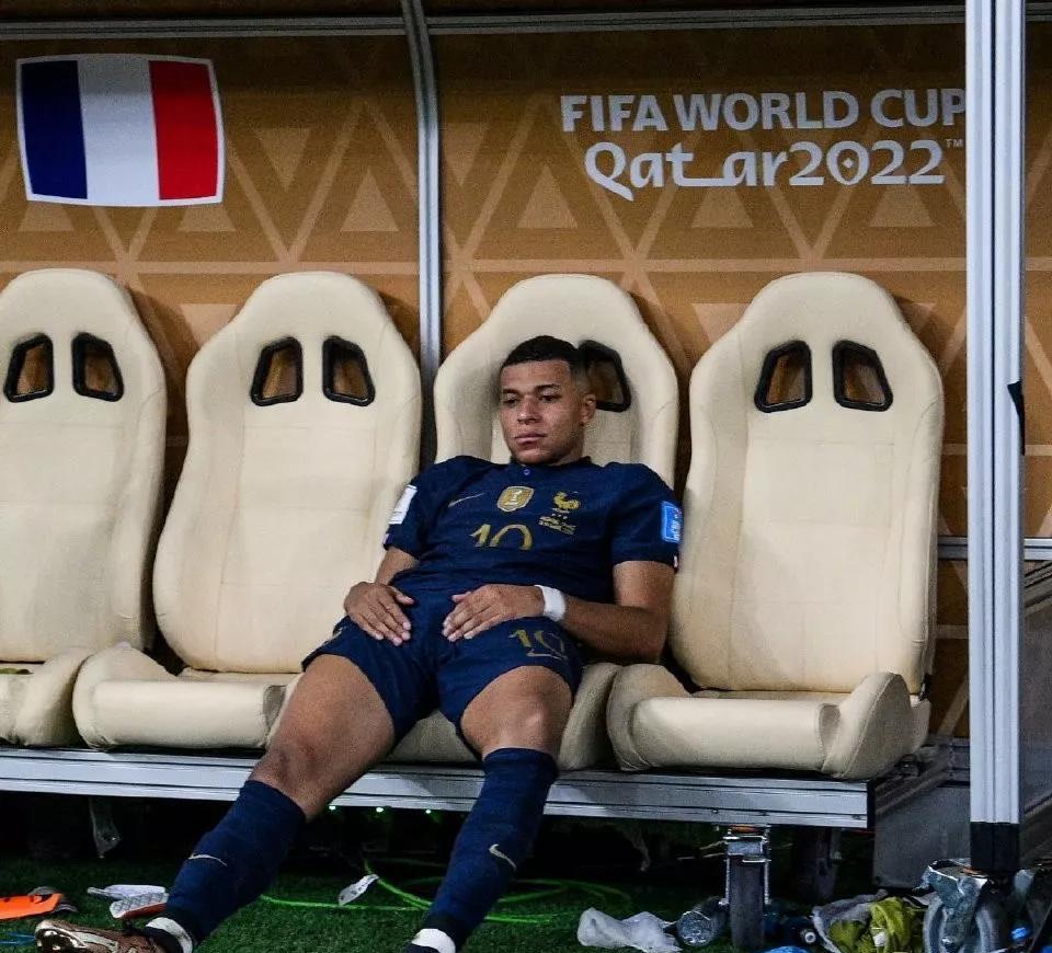 雷速体育-关于姆巴佩连续十场比赛得分超过突破纪录，法国队挑战极限！的信息