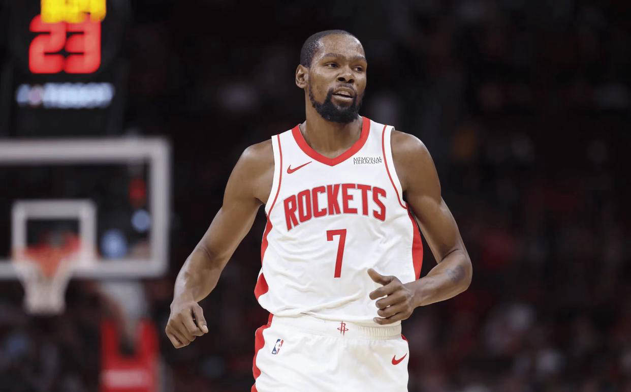 雷速-关于杜兰特回归赛场，高光表现首场状态亮眼，掘金观众沸腾！的信息